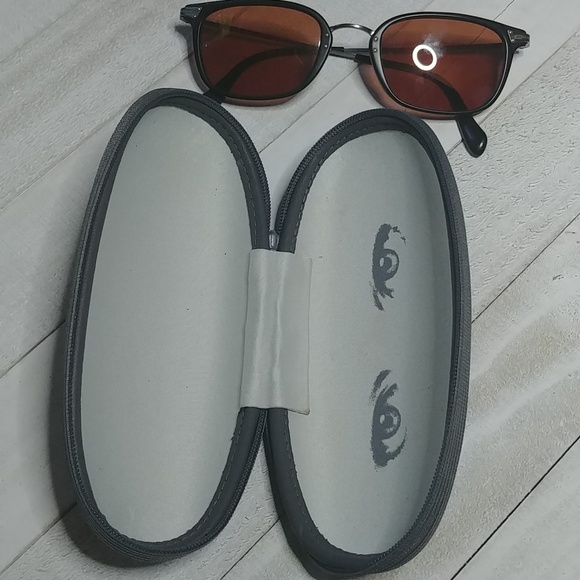 Oliver Peoples Men's Sunglasses - Picture 9 of 10